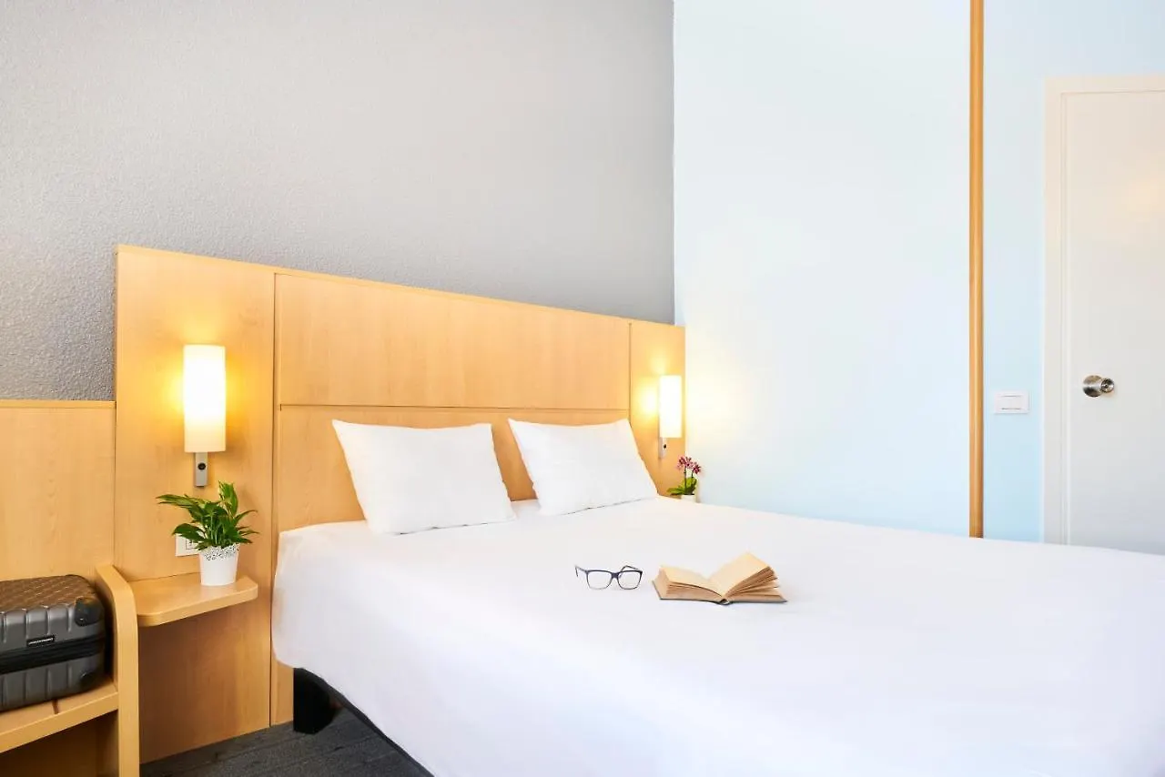 Ibis Como Grandate Italia