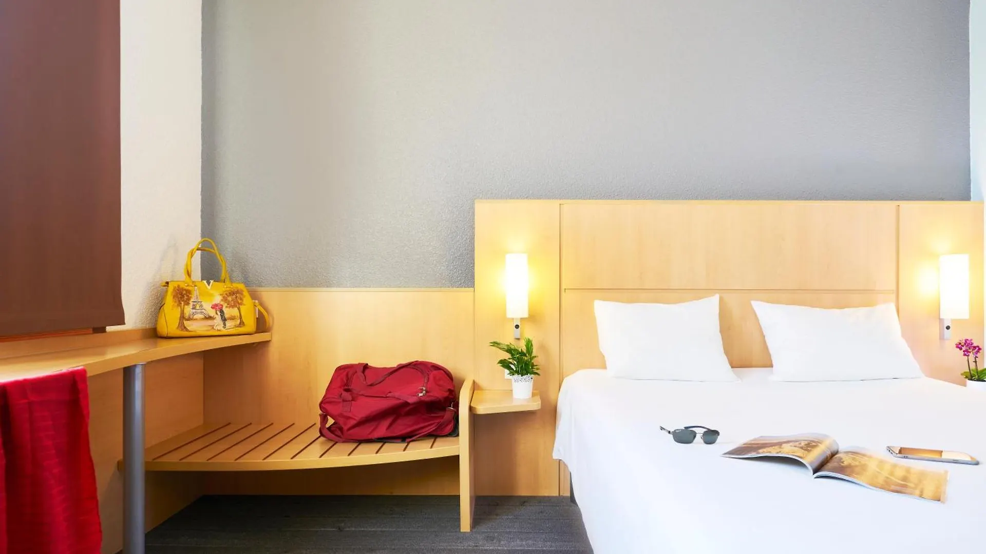 Ibis Como Grandate Italia