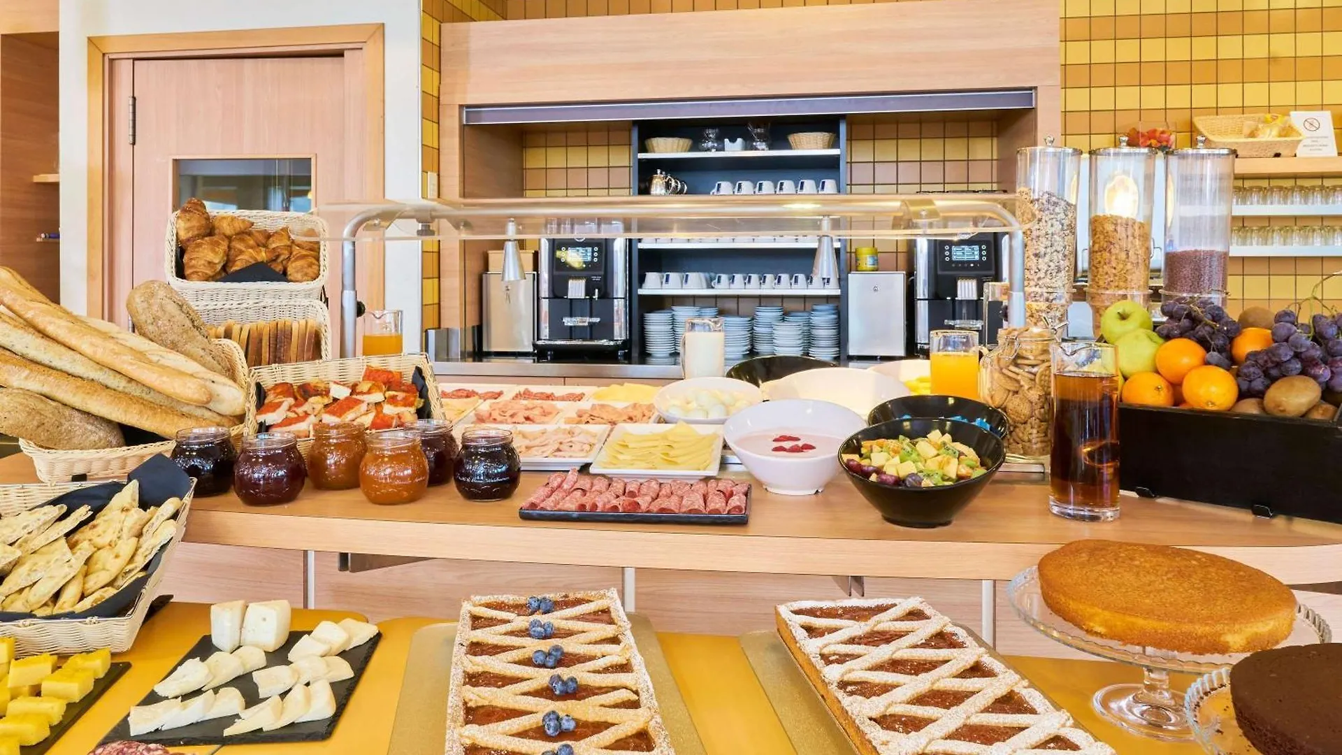 Ibis Como Grandate Hotel