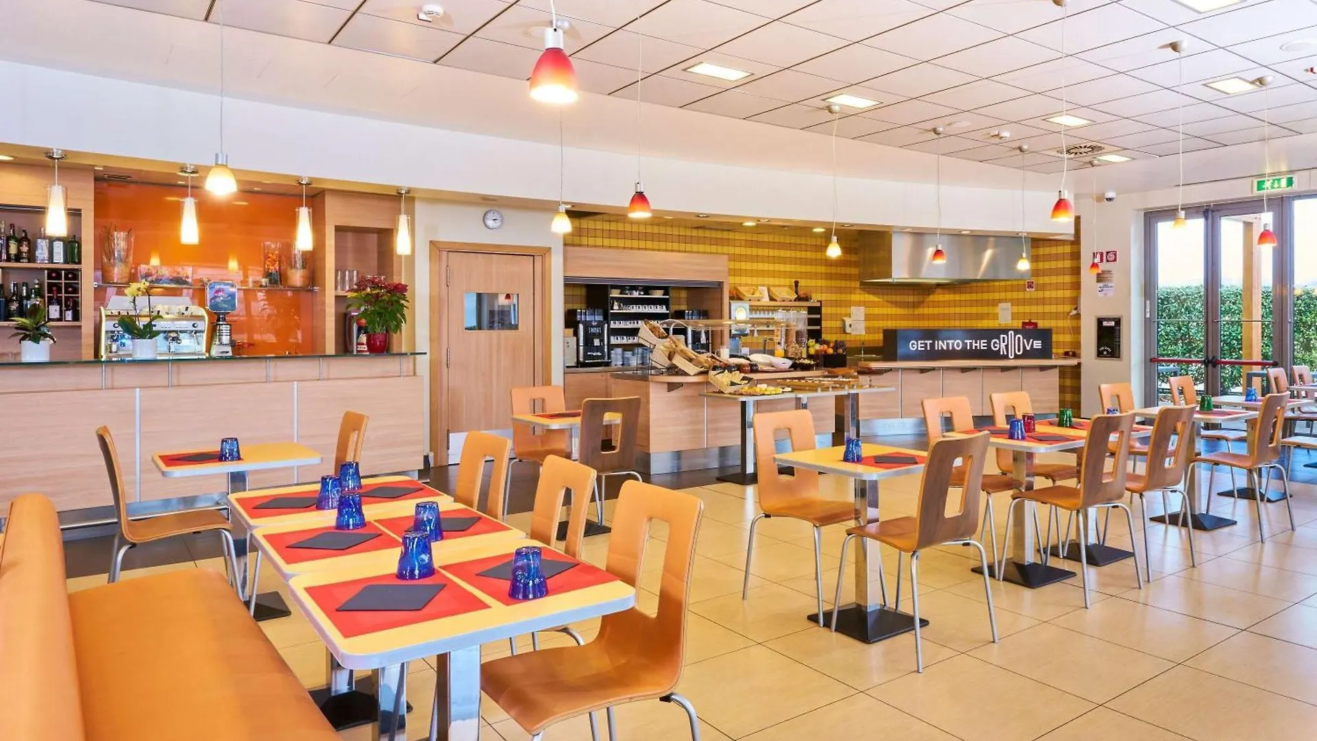 Ibis Como Grandate