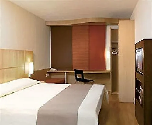 Hotel Ibis Como Grandate