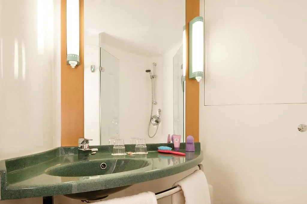 Ibis Como Grandate Italia