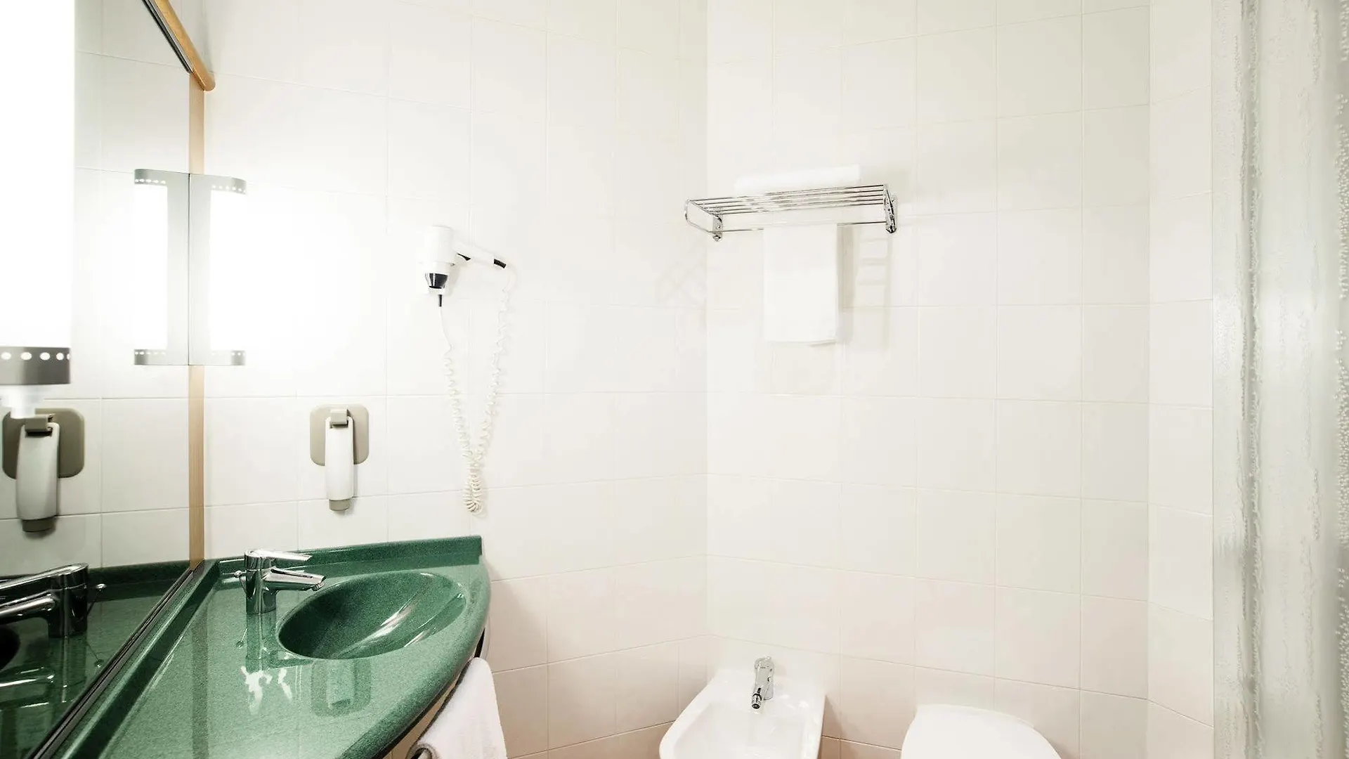 Ibis Como Grandate